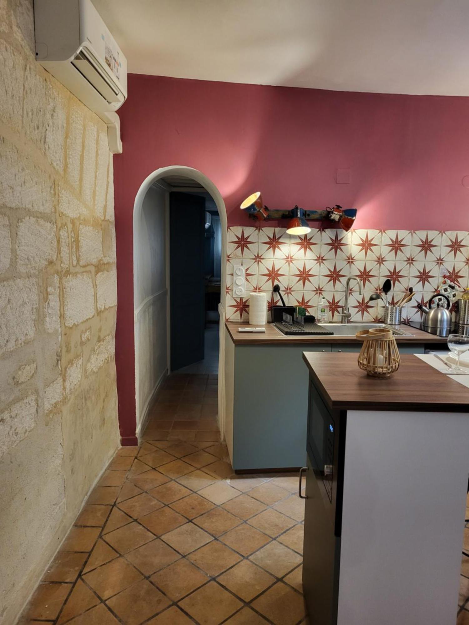 2 Pieces Avignon Intramuros Place Pie Екстер'єр фото